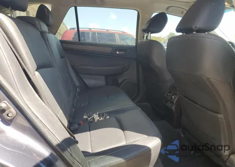 2017 Subaru Outback 2.5I Limited z USA, uszkodzony, nr VIN 4S4BSANC3H3370991